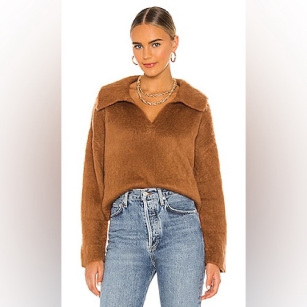 L’academie XS Byron fuzzy sweater slightly cropped